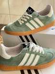 Tenis adidas varios numeros disponíveis