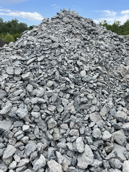 Beton kruszony, przekrusz, kruszywo betonowe, tłuczeń, kliniec