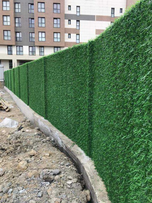Забор Зелена сітка, декоративна огорожа, живий паркан