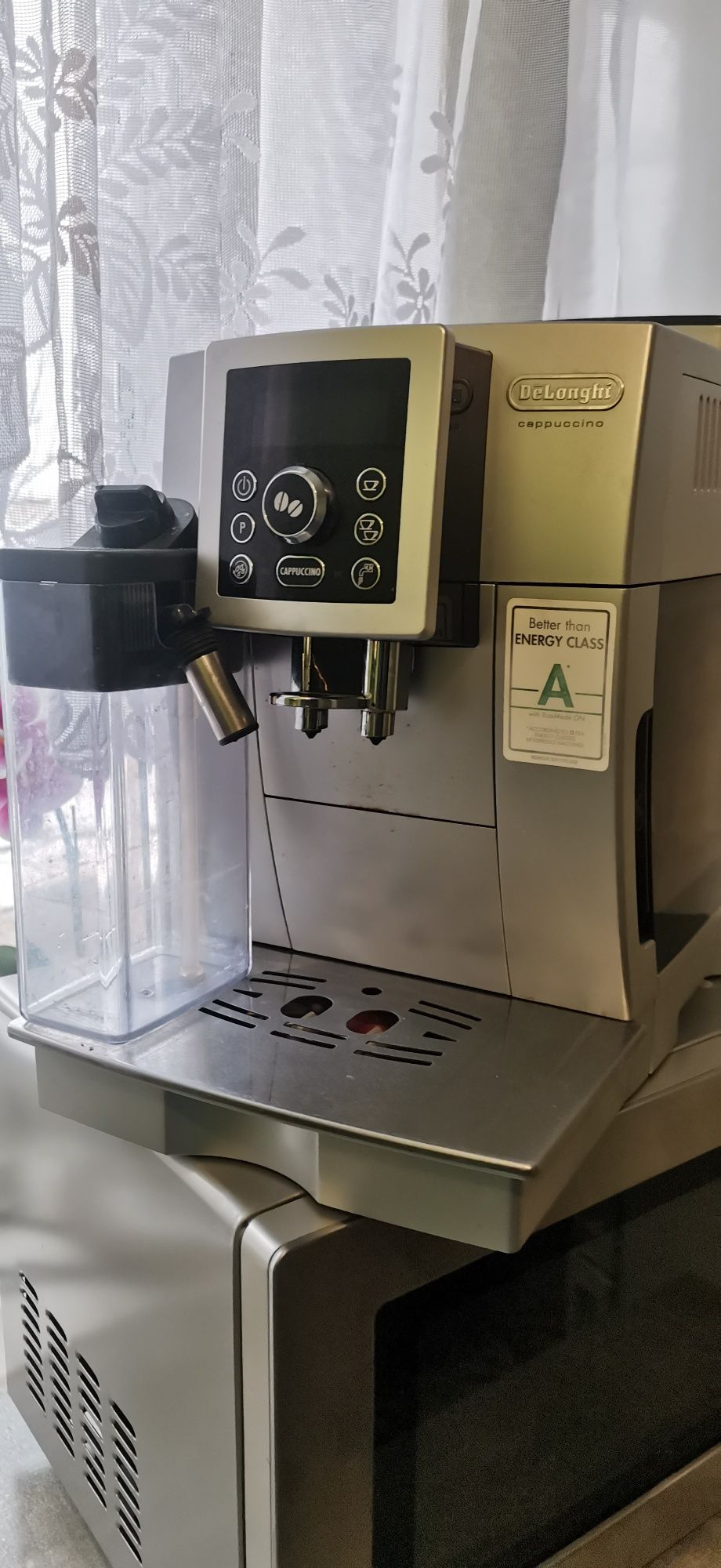 Кавомашина Delonghi ECAM23.460.8