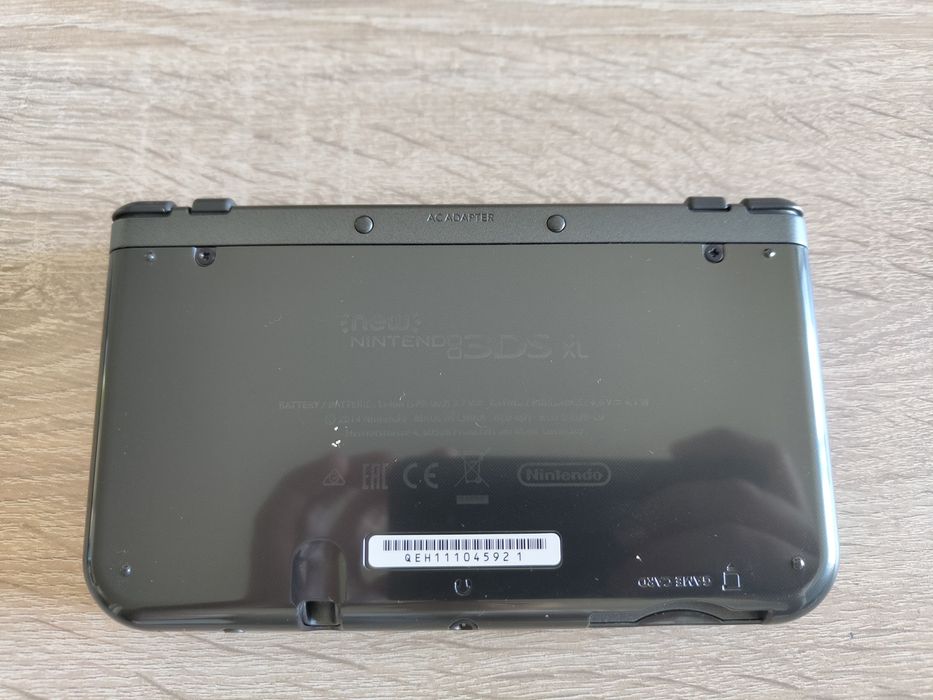 New Nintendo 3DS XL – Como Nova, Completa (Caixa+Manuais+Tarjetas RA)