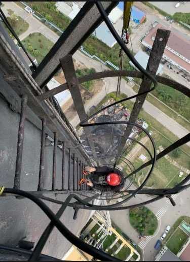 Alpinista, prace na wysokości, usługi wysokościowe