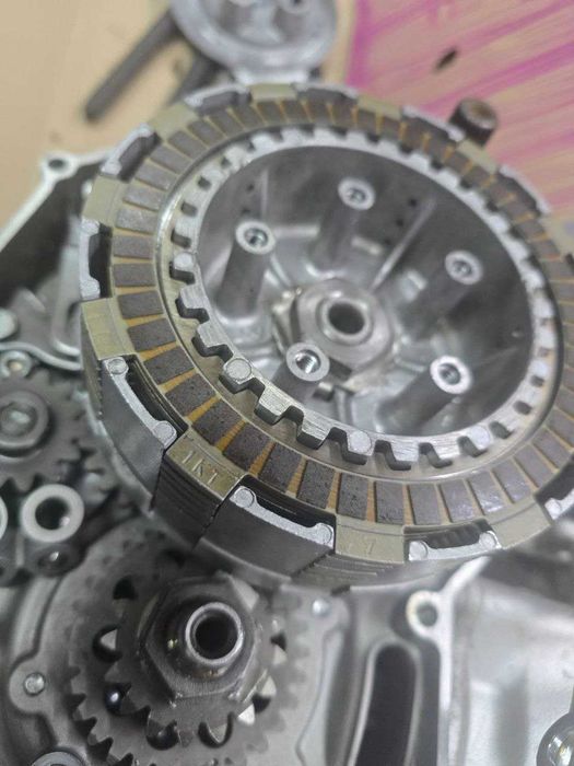 Двигун Yamaha YZ250F 2007 під відновлення