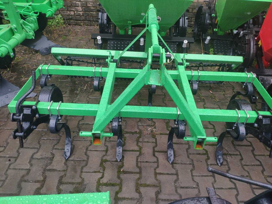 Культиватор навісний Bomet + каток