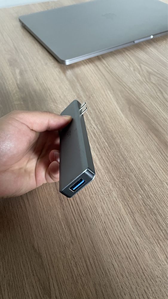 MacBook 16’ Intel 2019 2.3GHz 8-core Intel Core i9 16GB RAM 1TB SSD