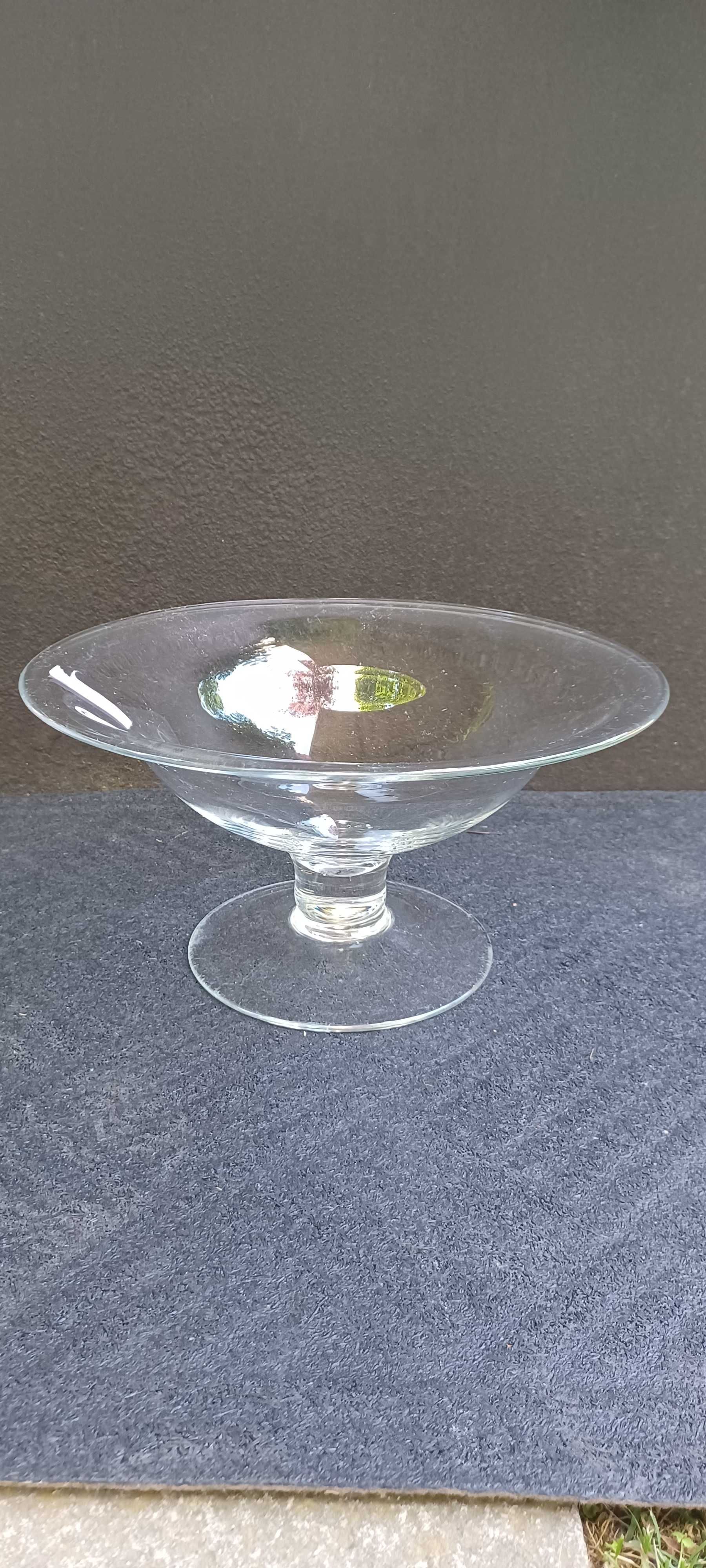 Taça de vidro centro mesa