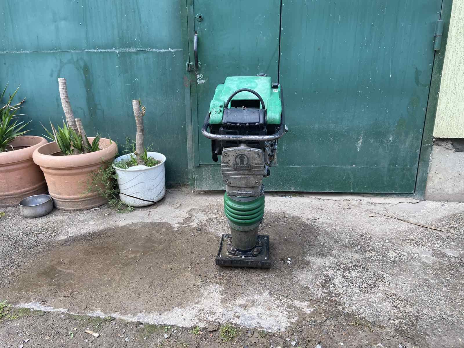 Вібронога, віброплита wacker ds-70