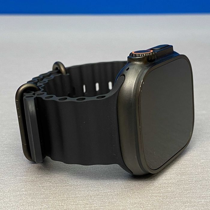 Apple Watch Ultra 3 (Titanium Black) - 49mm - Black Ocean Band