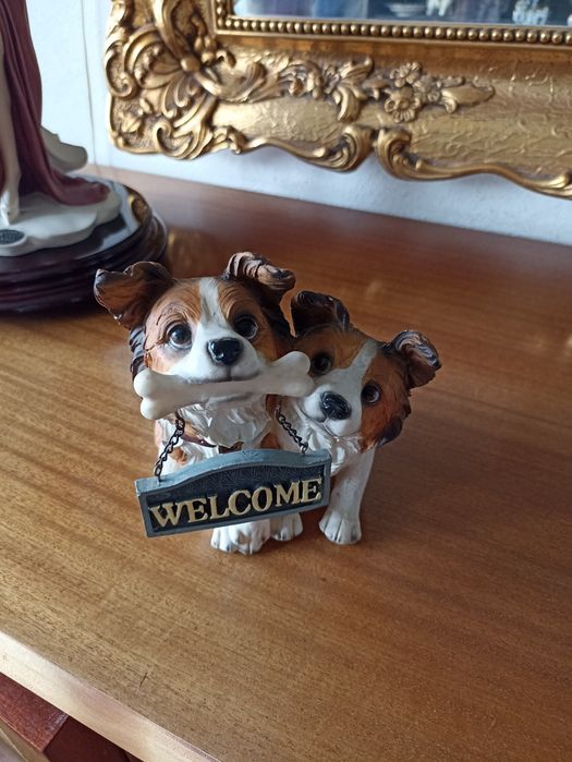 Figurka pieski welcome