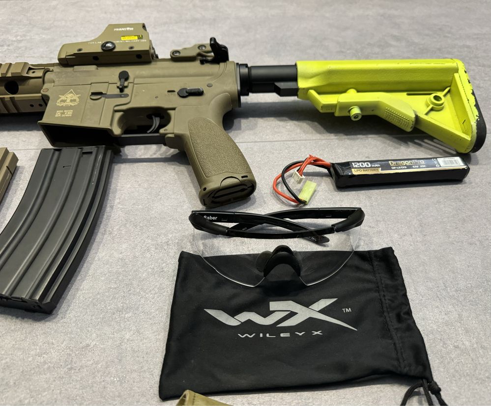Arma Airsoft Evolution Recon UX8 Amplified Carbontech