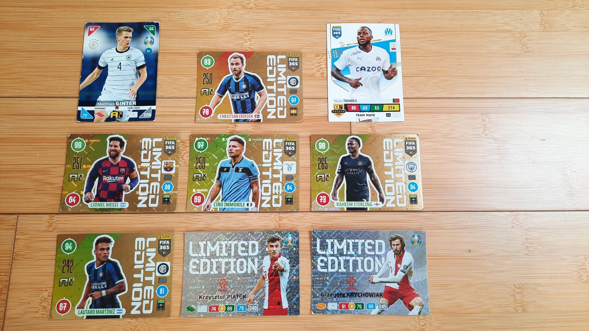 71 kart piłkarskich Panini FIFA Adrenalyn 365, 2020 do 2023 + 7 gratis