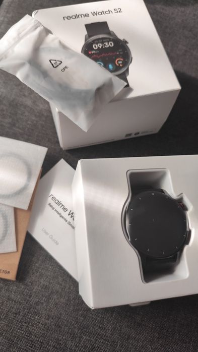 Смартчасы Realme watch S2