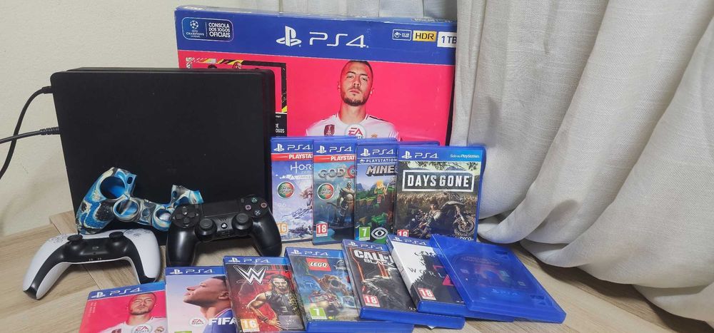 PS4 Slim 1TB – Pack Completo (10 Jogos + 2 Comandos) — Pronta a Usar