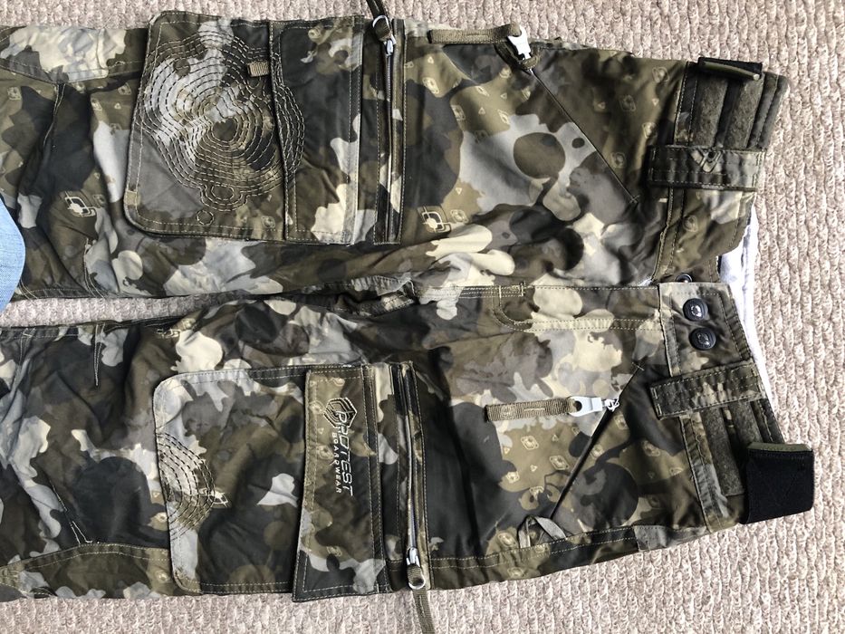 Spodnie narciarskie zimowe moro Protest 128 chlopiec sanki snieg