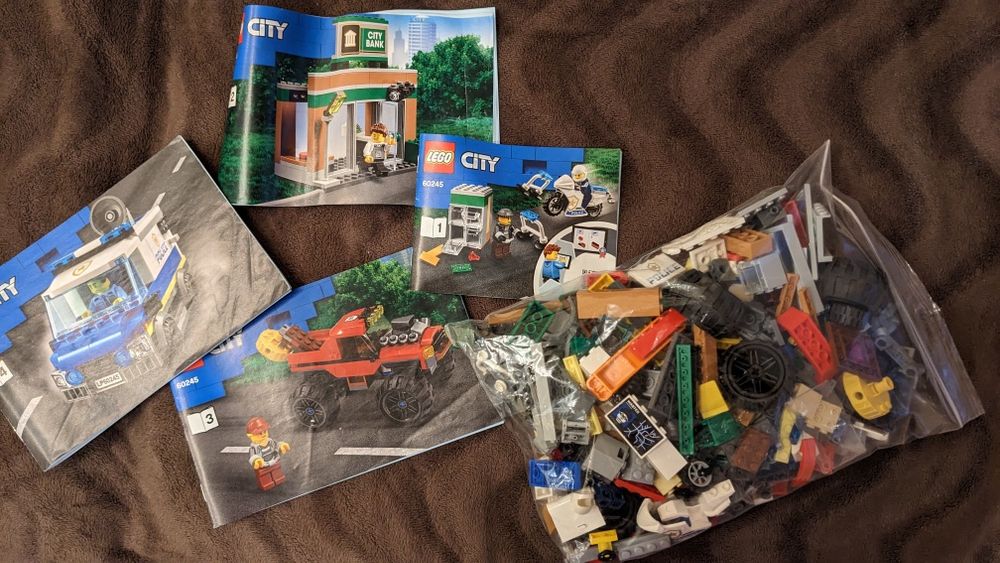 Lego 60245 Пограбування з поліцейською вантажівкою
