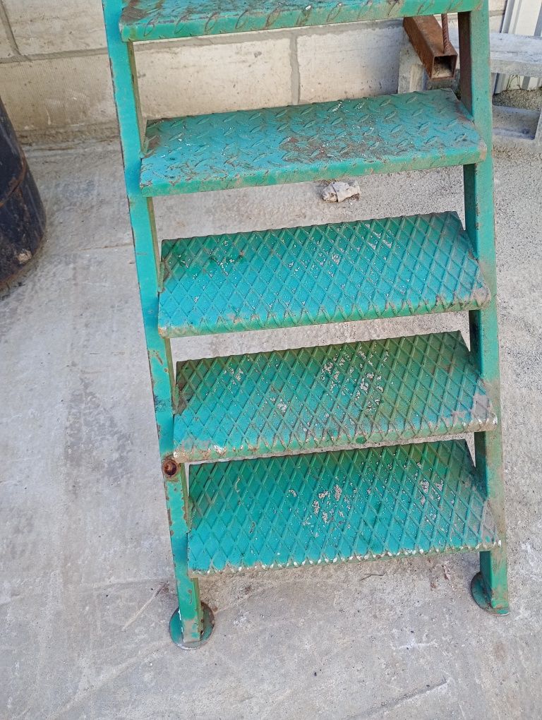 Schody metalowe 13 trepy