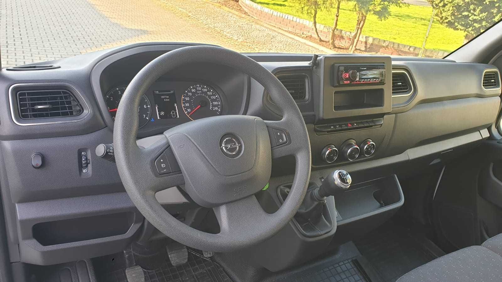Wynajem Opel Movano 2.3 Plandeka 10 EP transport / Przyczepa ciężarowa
