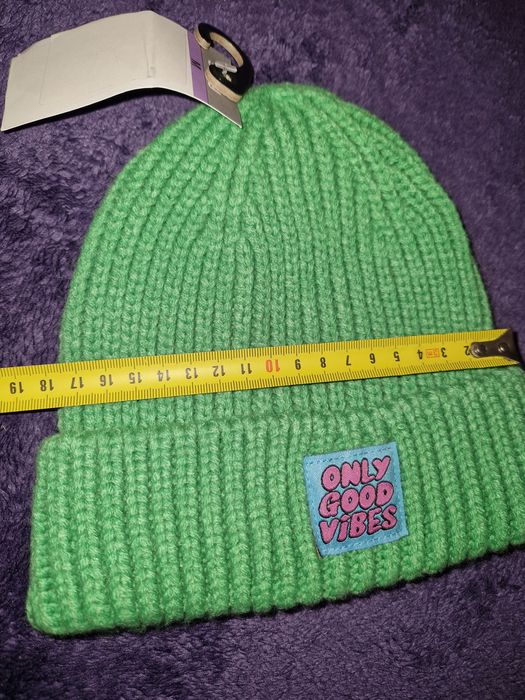 Модна тепла шапка на 2-6р, Нова, доця переросла