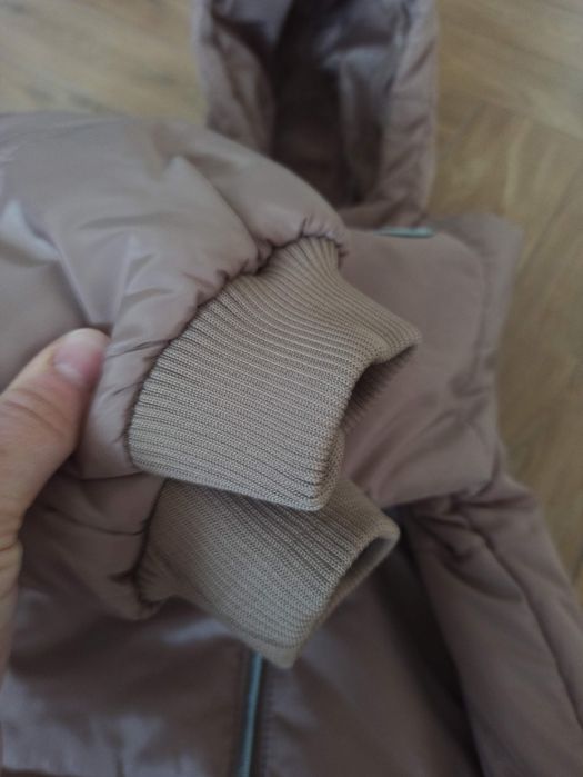 Нова демісезонна куртка пальто для дівчинки 122-128