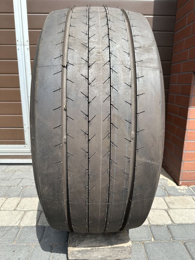 385/55 r22.5 Goodyear FuelMax T