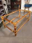 Mesa de bambu sem vidro