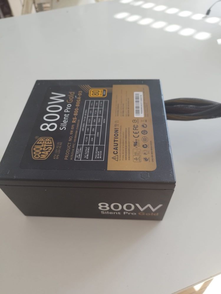 Power Supply Cooler master 800w silent pro gold
