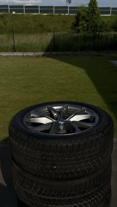 Felgi r17 BMW i opony zimowe Bridgestone 225/50