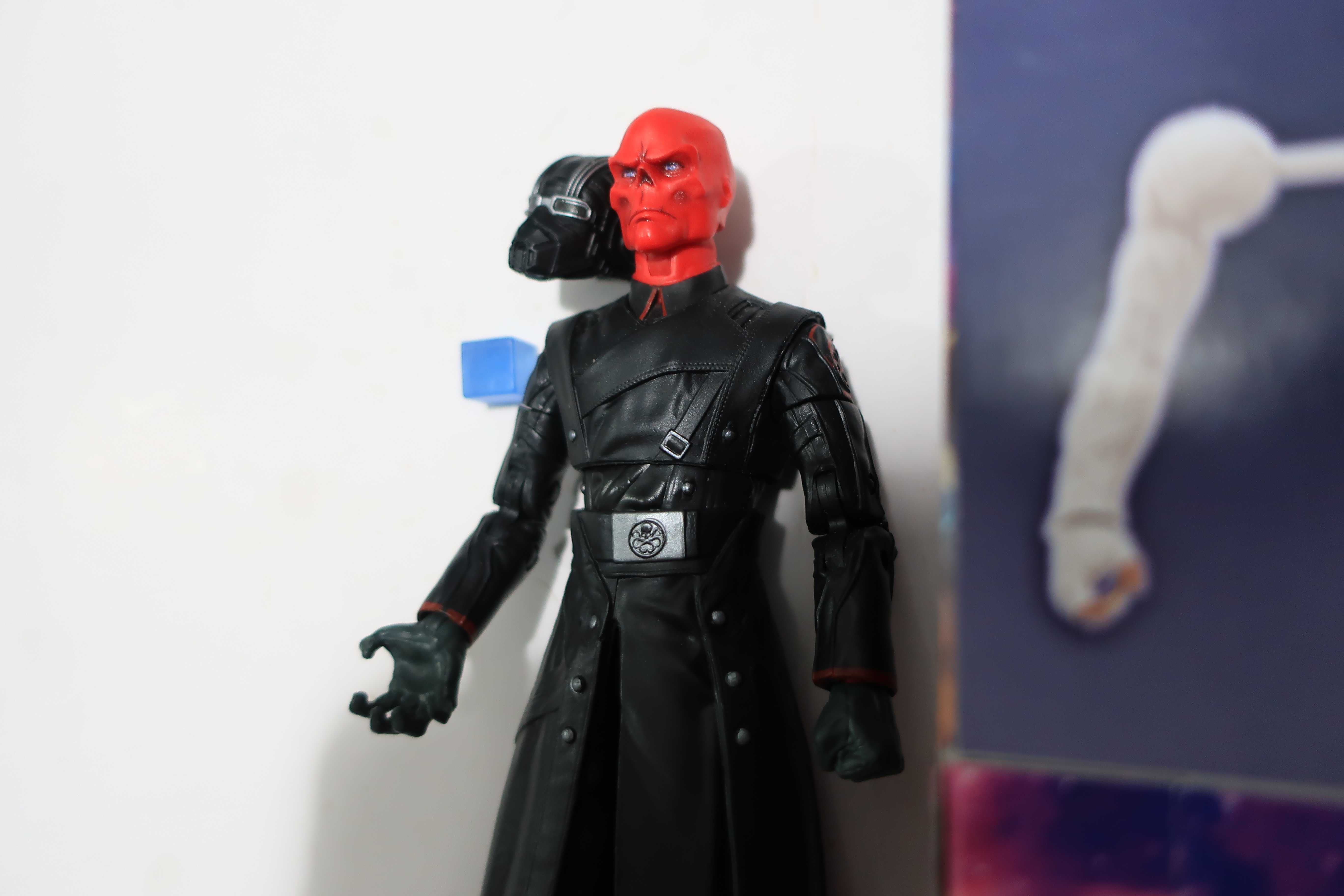 Marvel Legends Red Skull Neca Mcfarlane Hasbro Mattel