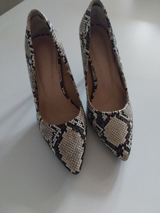 Wężowe eleganckie szpilki damskie rozm.36 DeeZee. Idealne!