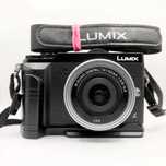 Panasonic Lumix DMC-GX80 + Olympus 14-42mm EZ (pancake lens)