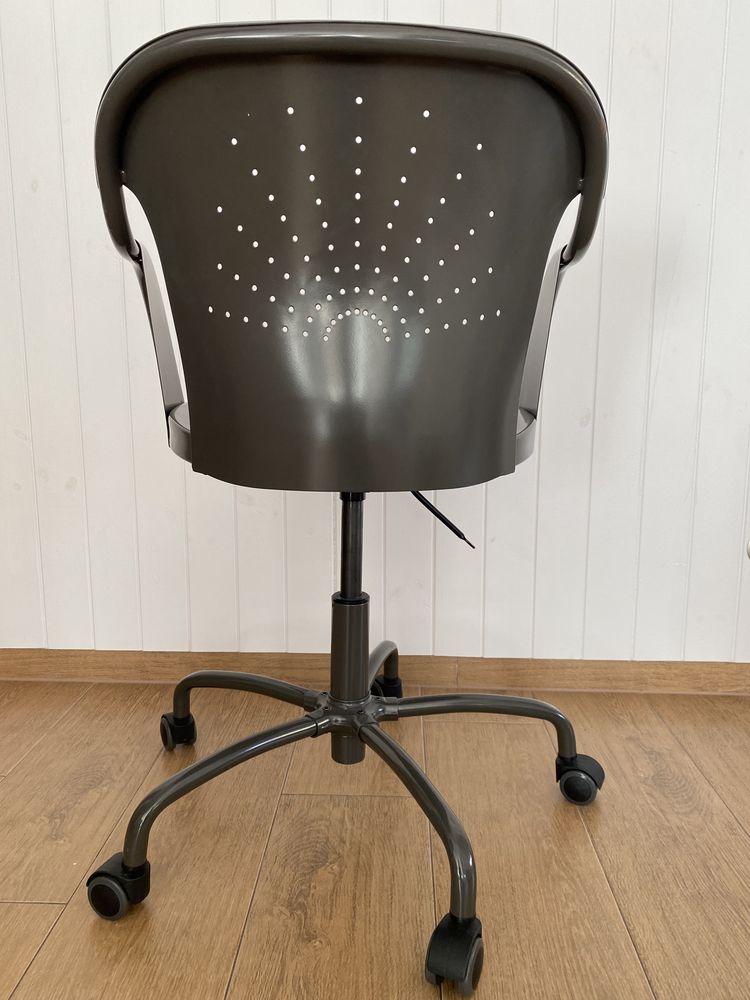 Krzesło obrotowe Ikea Roberget