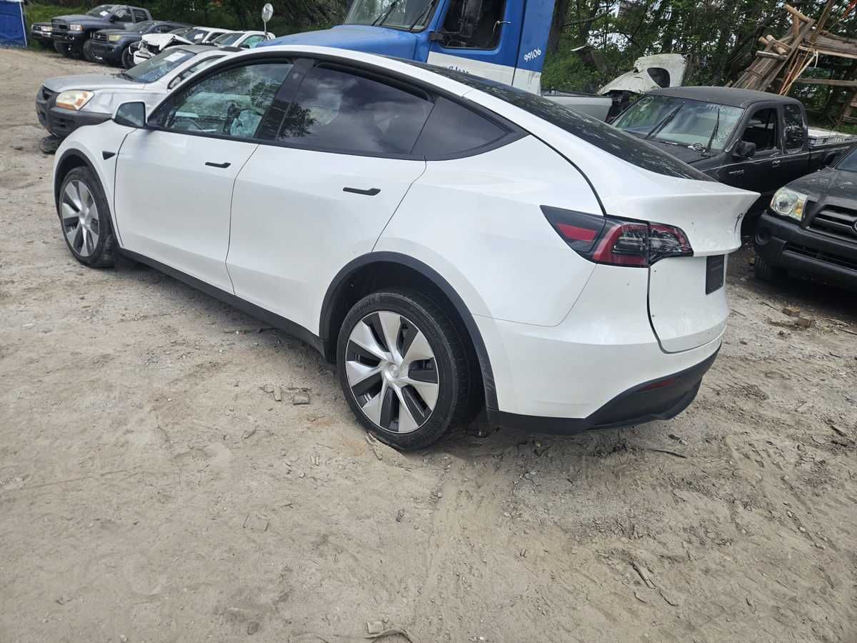 Разборка Tesla Y 2022-2024 Разбор