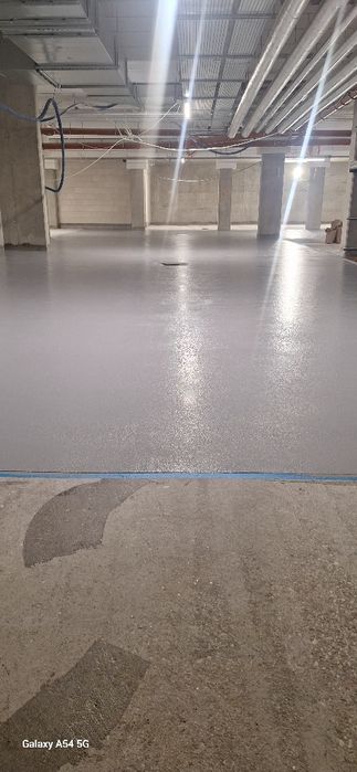 Witam wykonam posadzki zywiczne Garaze tarasy balkony kamienne dywany