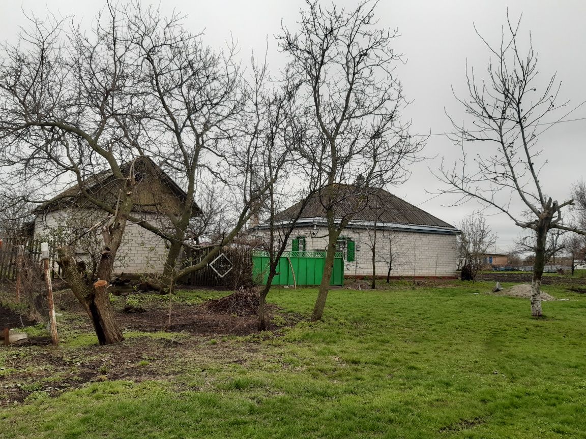 Продаж будинку в смт. Чорнобай