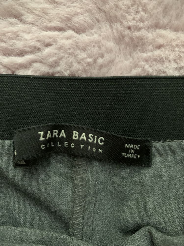 Класичні сірі брюки з білою смужкою Zara