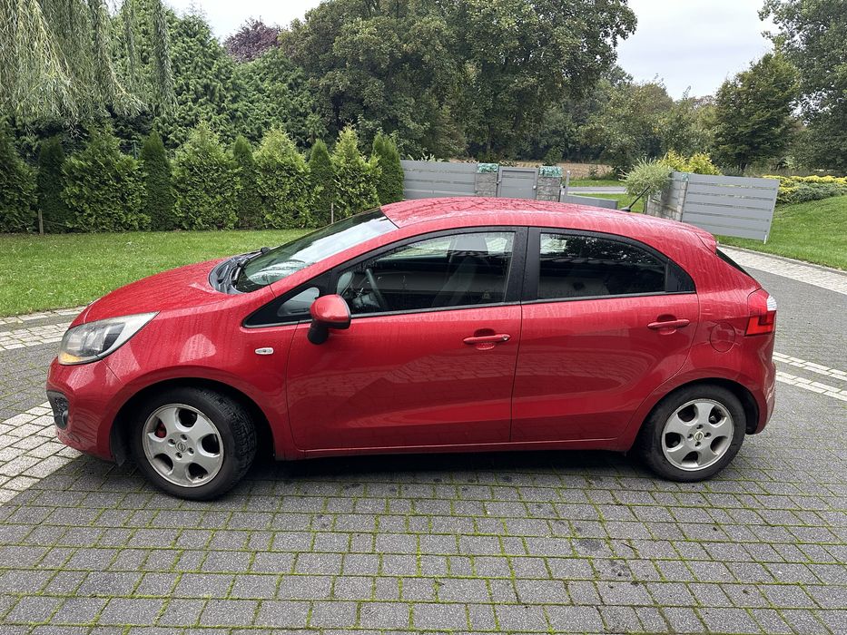 Kia rio 2011 5drzwi klimatronic benzyna+gaz do 2034 tempomat koła zim.
