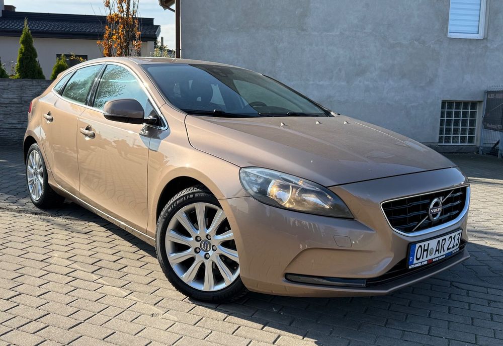 Volvo V40 Bogate Wyposażenie Gwarancja