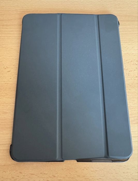 Etui marki JETech