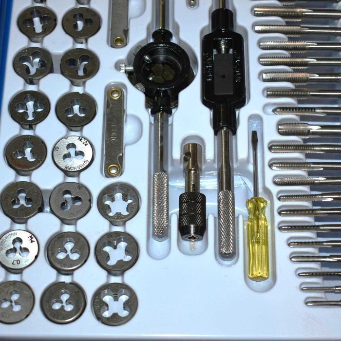 Zestaw metrycznych i calowych gwintowników i narzynek 60 szt. HSS