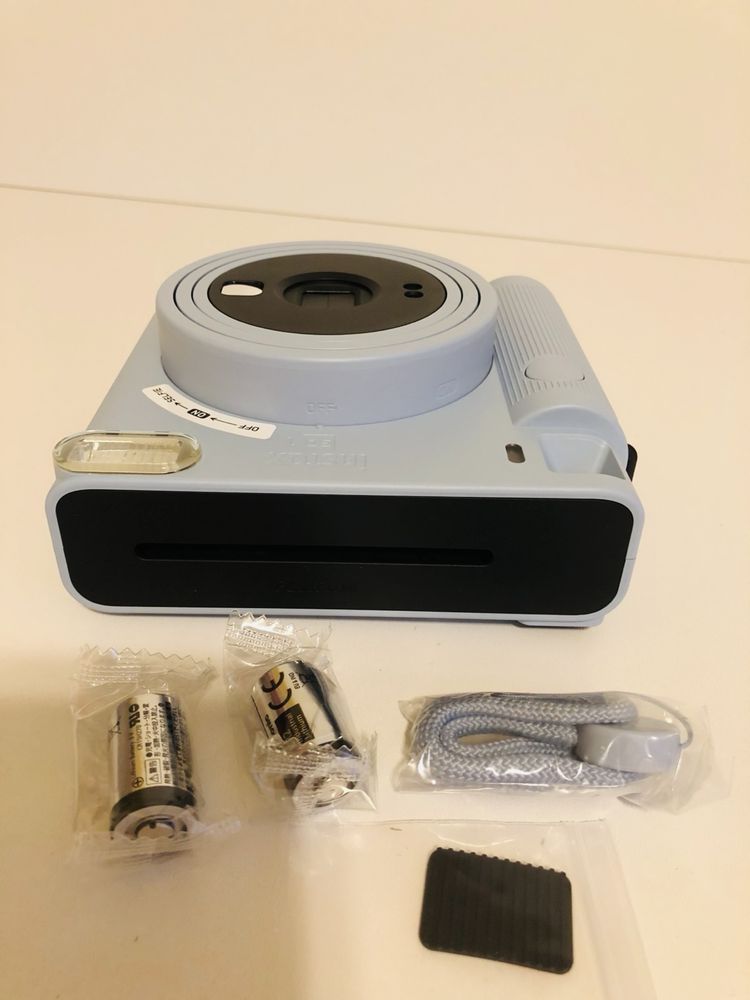 Камера миттєвого друку Фотоапарат Fujifilm Instax Square SQ1