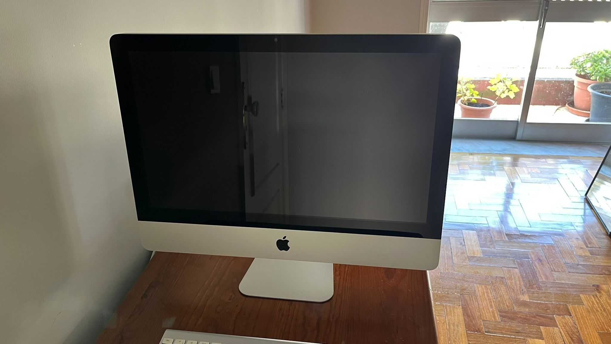 iMac 21.5" 2011 Core i7
