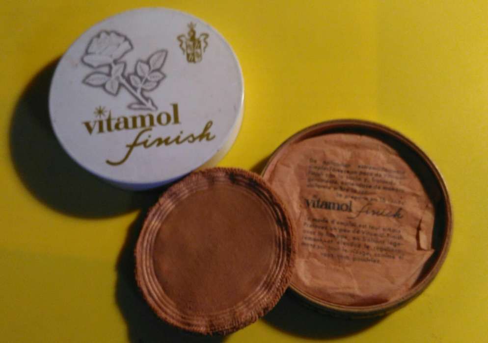 Lata de pó de arroz VITAMOL
