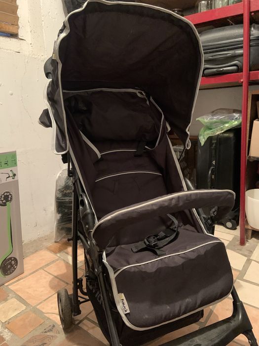 Прогулянкова коляска