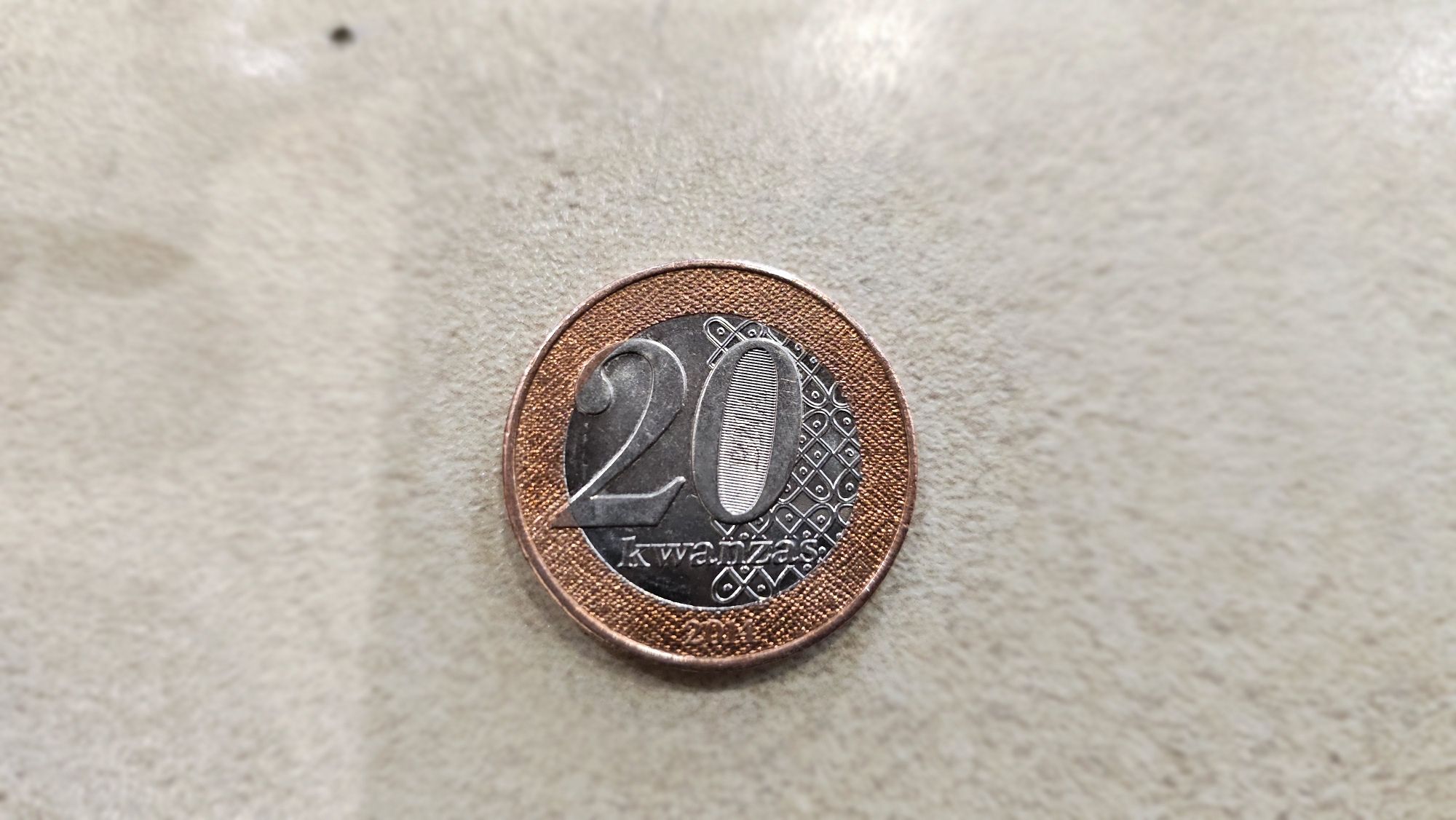 Монеты Анголы 200, 100, 50, 20, 10, 5 kvanzas