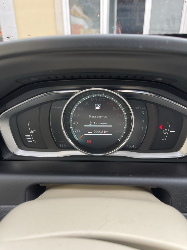 Volvo XC60 2017 D4 SUMMUM 2.0. Estofos pele bege