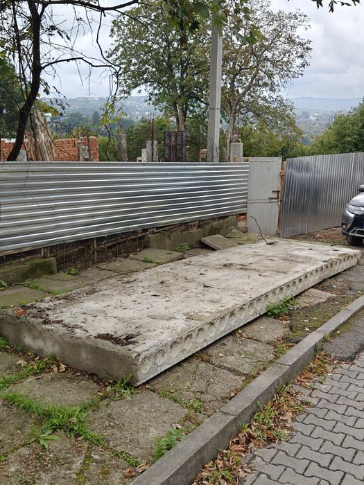 Подарую плиту перекриття 6×1,7×0,22