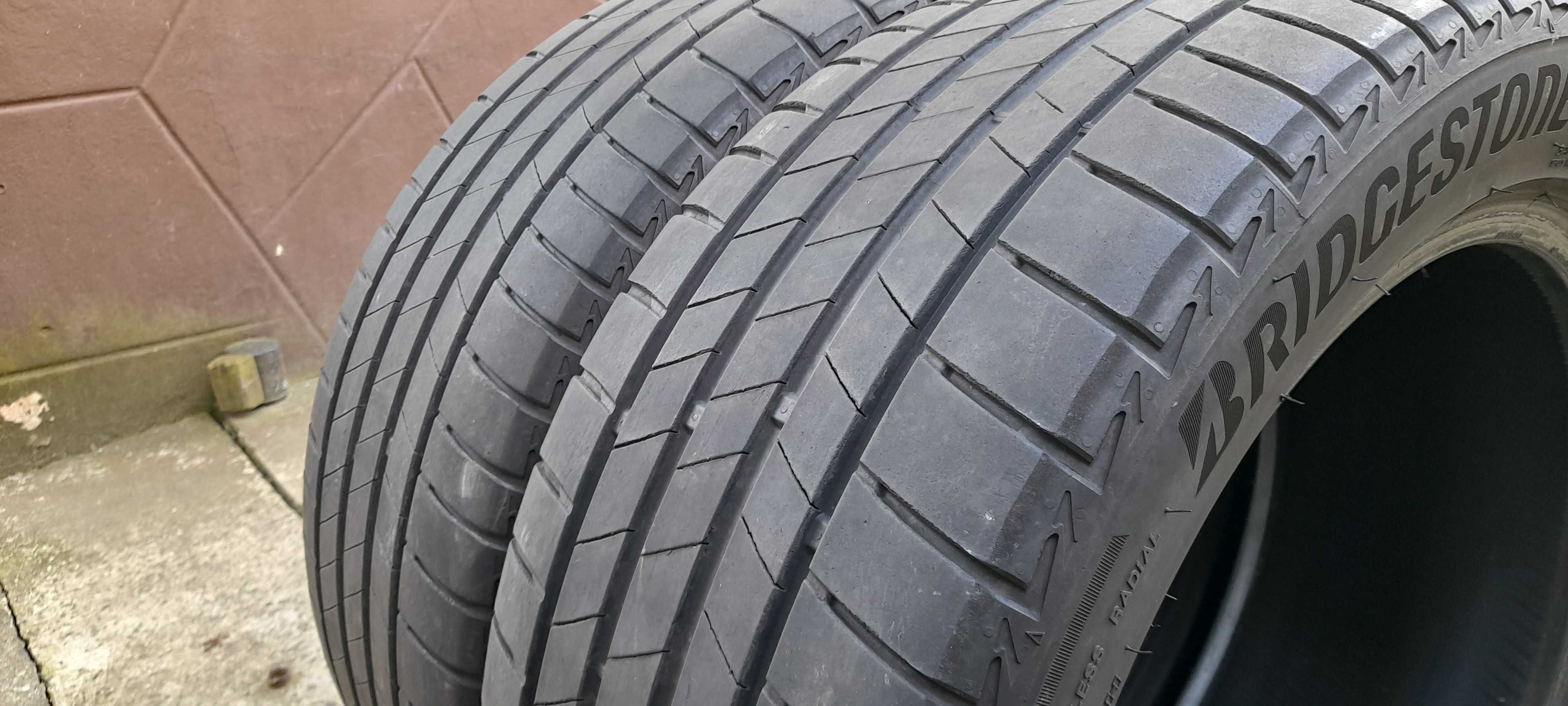 Opony letnie Bridgestone  255/45 R18  103H