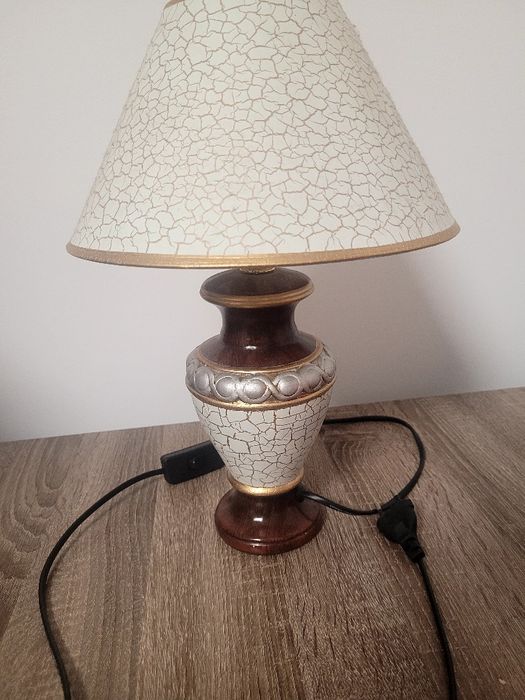 Piękna biała lampa