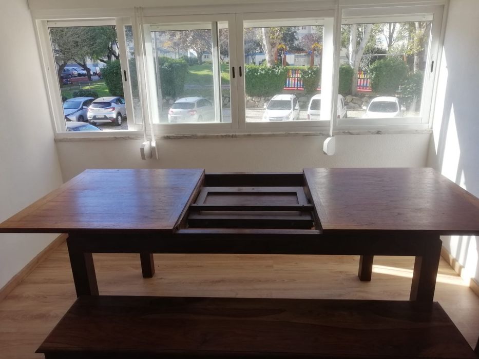 Mesa de Jantar em Madeira