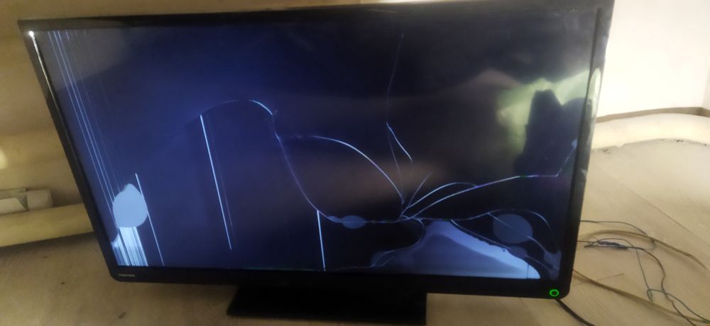 Телевизор Toshiba 32S2550EV на запчасти